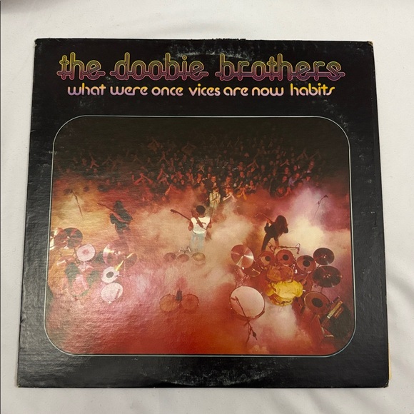 ⭐ The Doobie Brothers "What Were Once Vices Are Now Habits" record - Picture 2 of 6